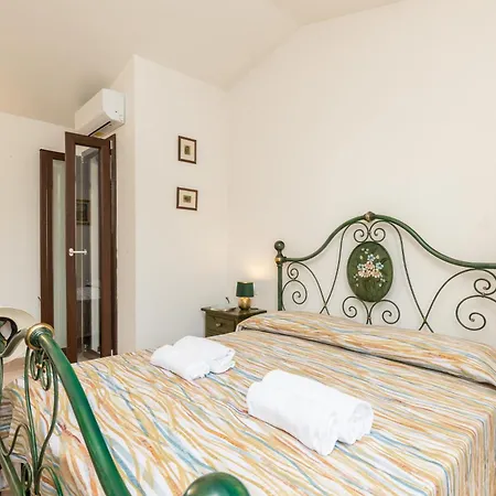 Villa Giuseppe's House Santa Maria Navarrese